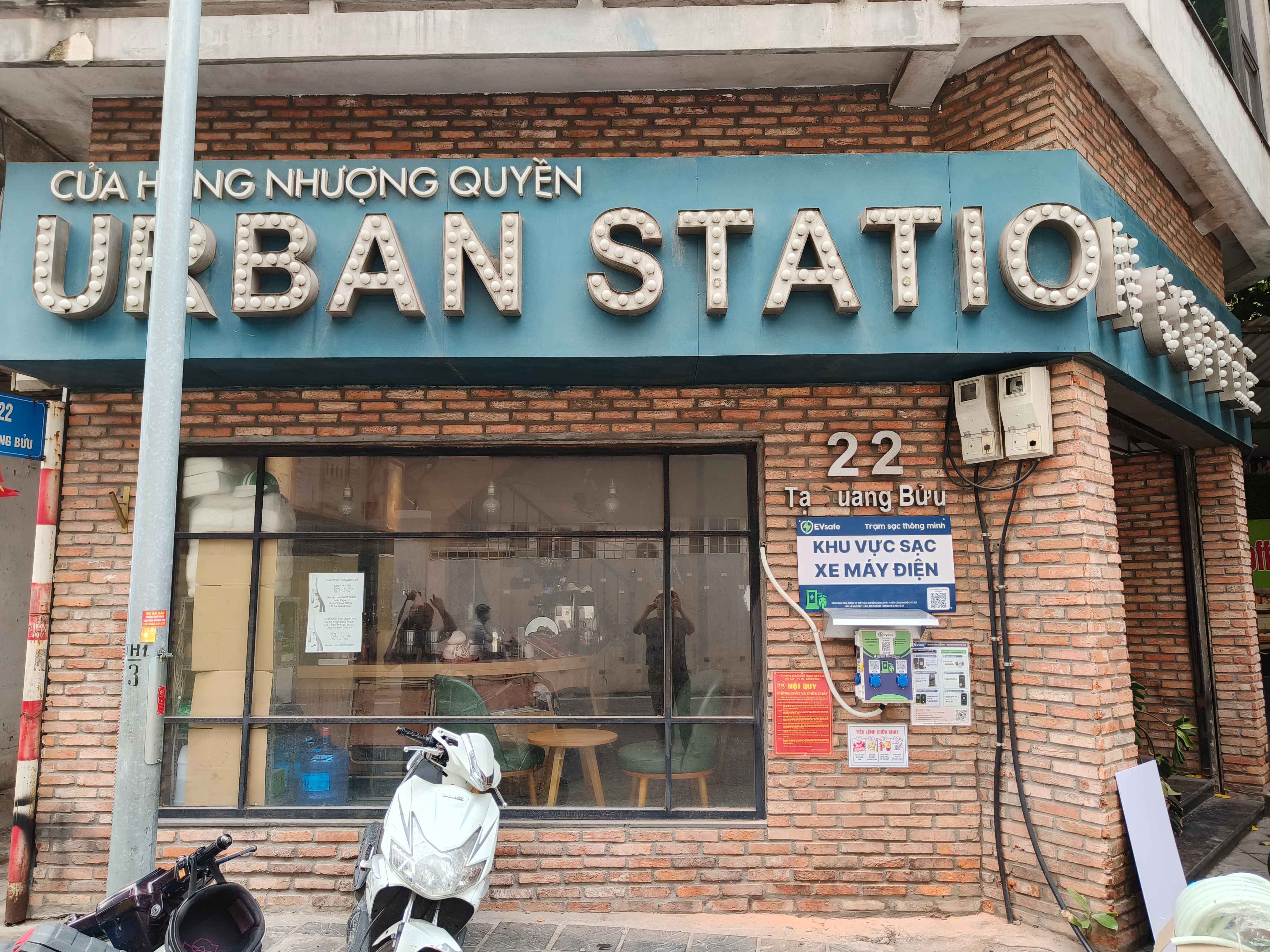 Trạm sạc Urban Station Coffee