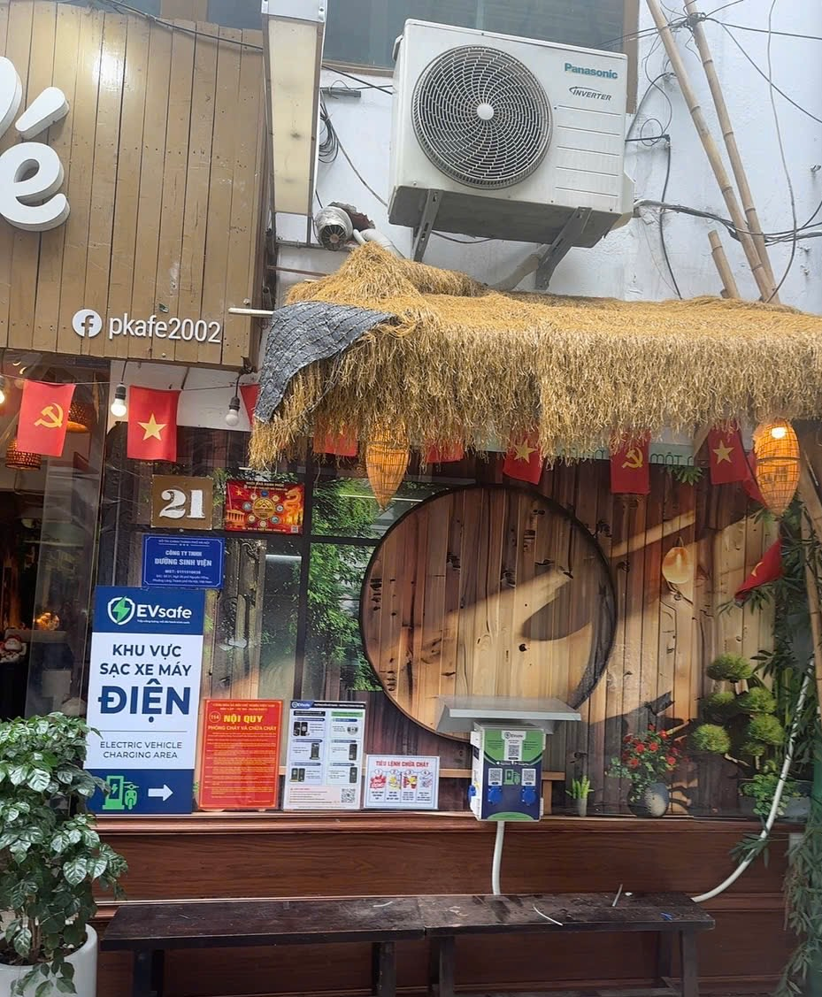Trạm sạc P Kafe