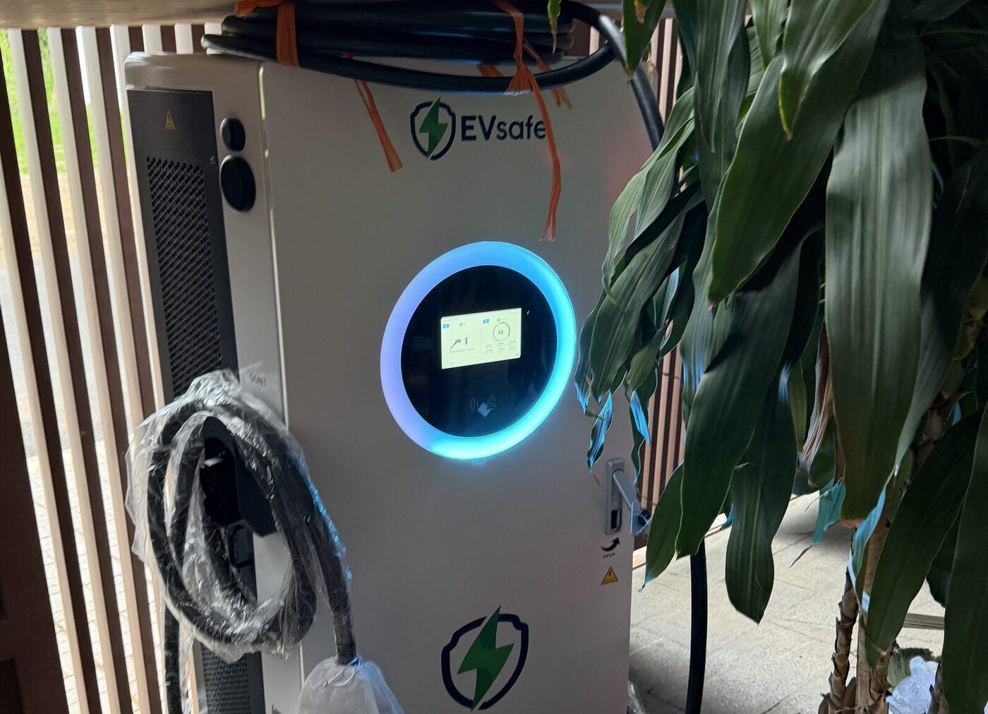 Trụ sạc ô tô điện EVsafe